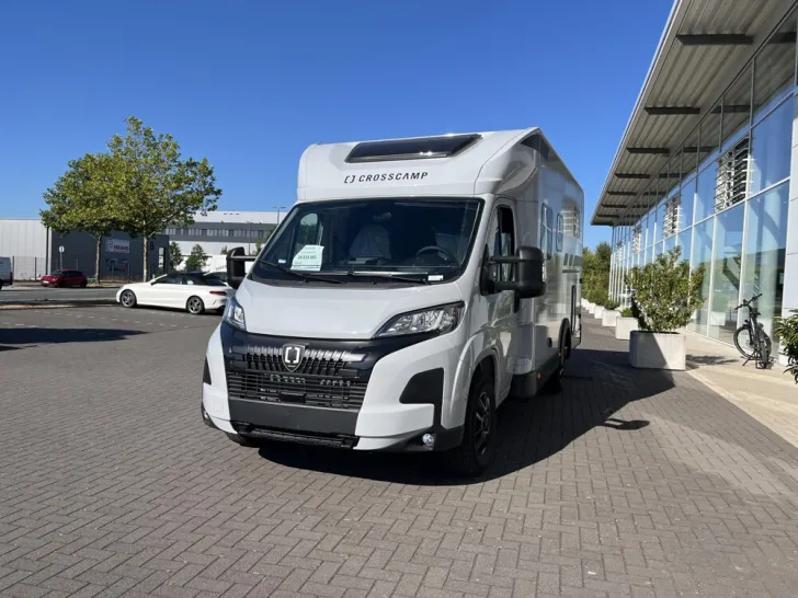 Fahrzeugbild Crosscamp EXPDN 7.0 E Peugeot #1