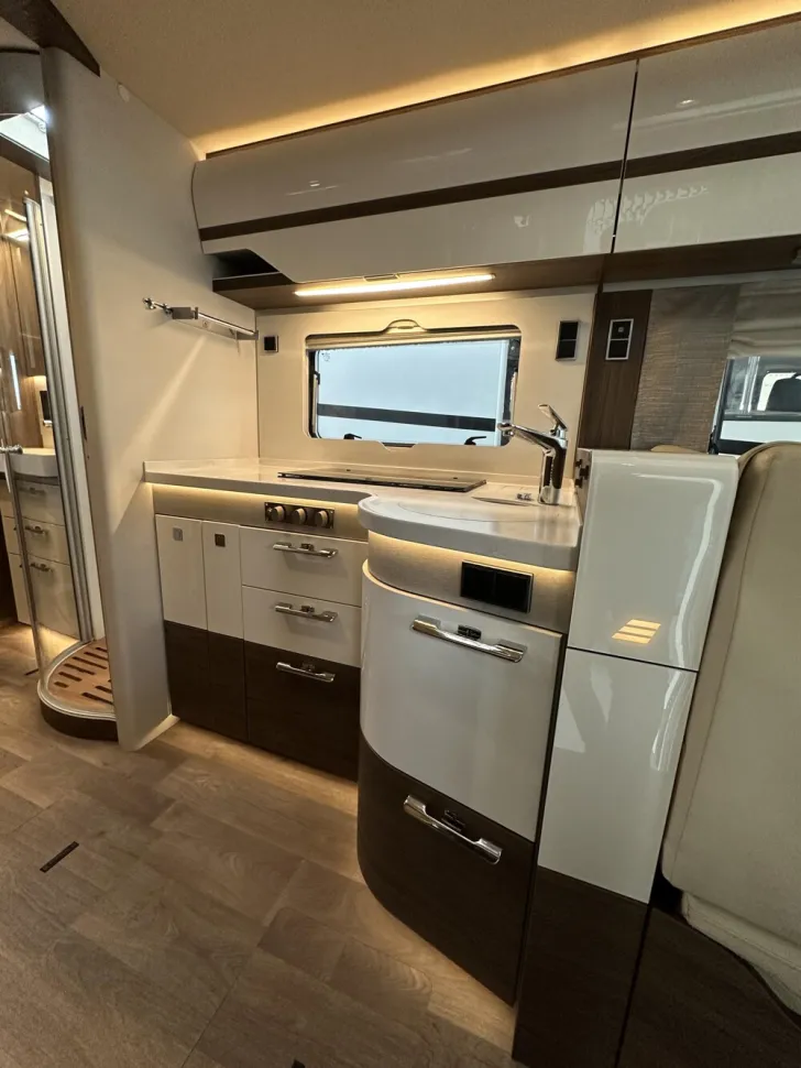 Fahrzeugbild Hymer B-Klasse ML I 880 #10