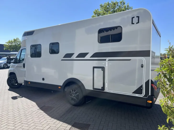 Fahrzeugbild Crosscamp EXPDN 7.4 E Peugeot #3