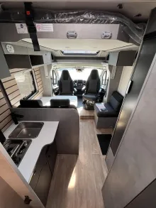 Fahrzeugbild Crosscamp EXPDN 7.4 E Peugeot #11