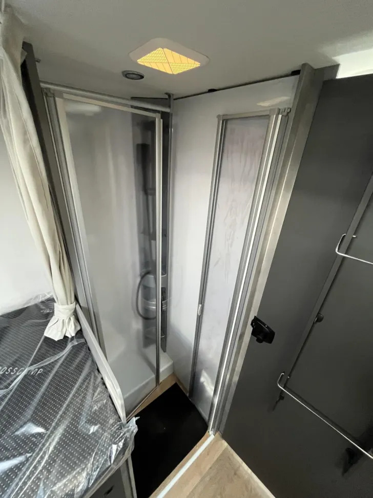 Fahrzeugbild Crosscamp EXPDN 7.4 E Peugeot #13