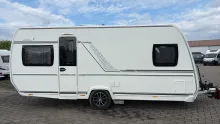Seitlich Fendt Apero 495 SFB sehr gepflegt