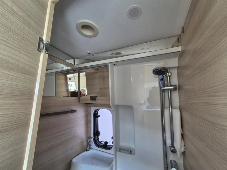 Fahrzeugbild Chausson Van First Line V697 Markise/Solar/Kamera #23