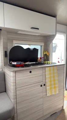 Küchen Dethleffs c' joy 480 QLK Active