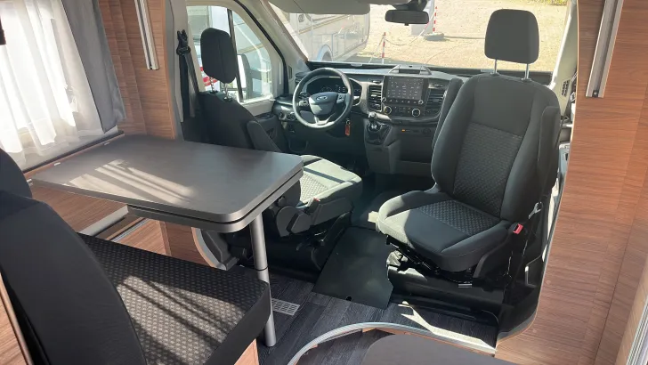 Fahrzeugbild Weinsberg CaraSuite 650 MEG #6