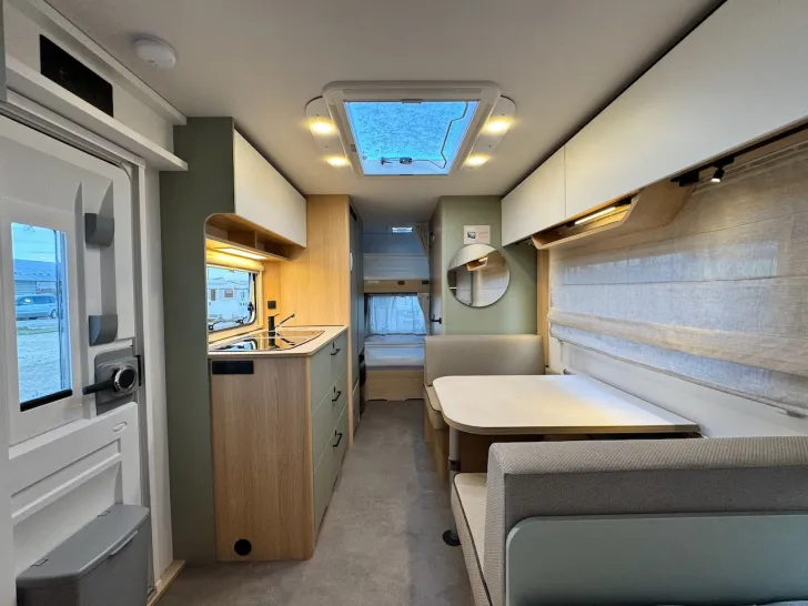 Fahrzeugbild LMC Style 490 K - 1700kg - Modell 2027 #2