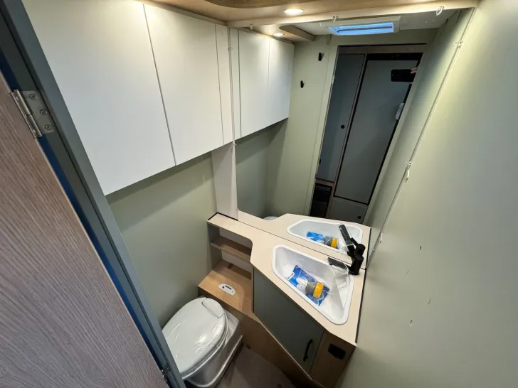 Fahrzeugbild LMC Style 490 K - 1700kg - Modell 2027 #9