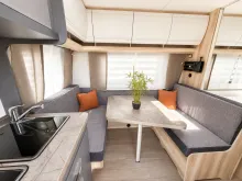 Fahrzeugbild Hobby De Luxe 400 SFe Modelljahr 2027 ausgestellt! #4