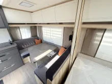 Fahrzeugbild Hobby De Luxe 400 SFe Modelljahr 2027 ausgestellt! #16