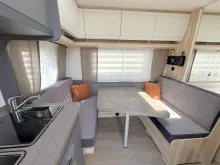 Fahrzeugbild Hobby De Luxe 400 SFe Modelljahr 2027 ausgestellt! #22