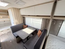 Fahrzeugbild Hobby De Luxe 490 KMF Modelljahr 2027 ausgestellt! #23