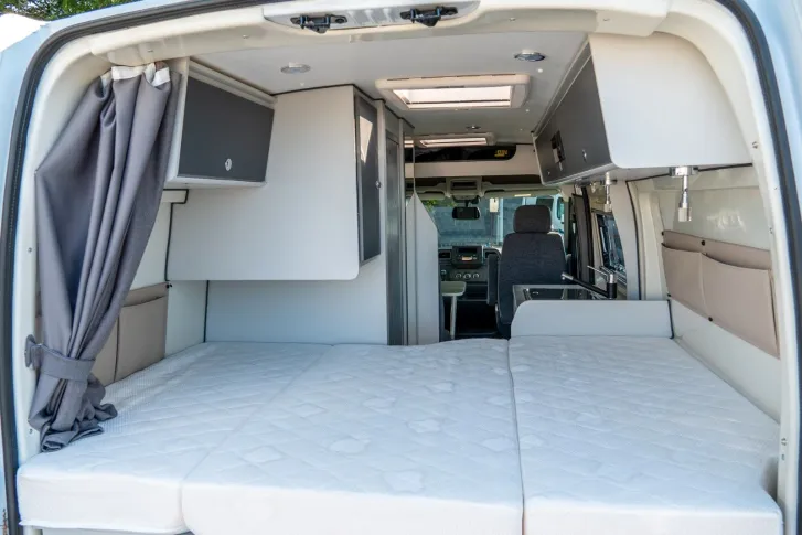 Fahrzeugbild Ahorn Camp Van 550 *Außendusche*Markise*Kamera* #7