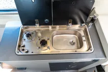 Fahrzeugbild Ahorn Camp Van 550 *Außendusche*Markise*Kamera #14