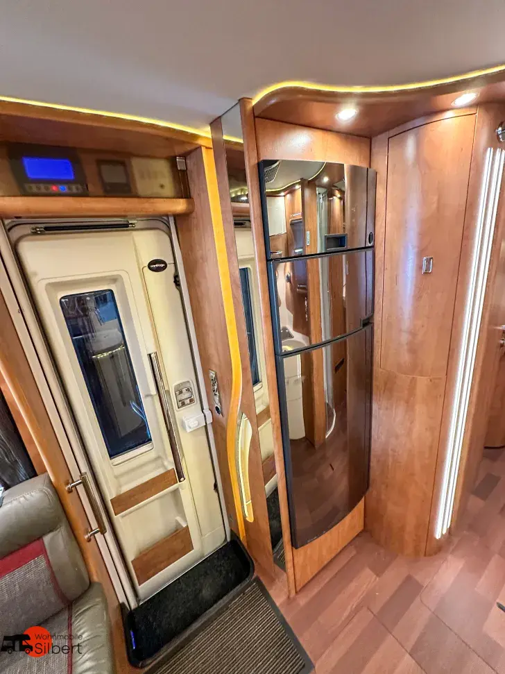 Fahrzeugbild Carthago chic c-line I 5.5 XL LE - Solar*Lithium*Stützen*ALDE #13