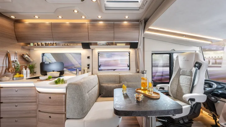 Fahrzeugbild Concorde Carver 900 GI GSR II #6