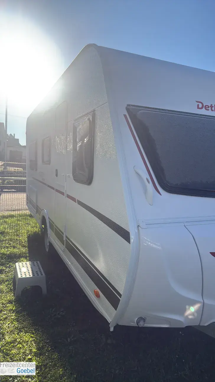 Schräg Hinten Dethleffs c' joy 460 LE Active