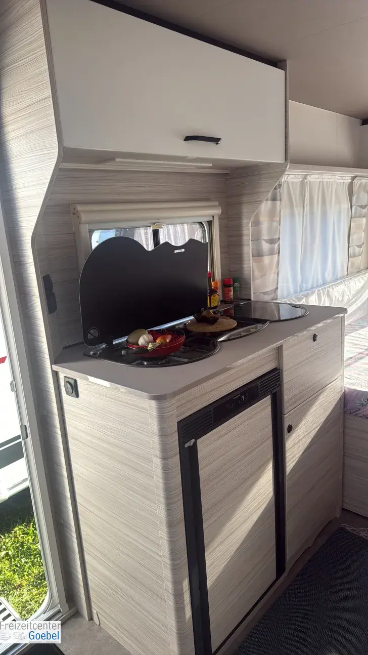 Küchen Dethleffs c' joy 460 LE Active