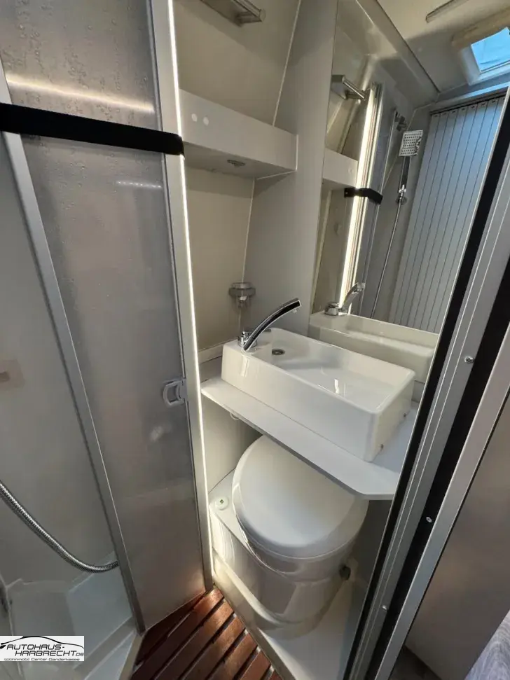 Fahrzeugbild Ahorn Camp Van 550-Allwetter-Solar-Radtr.-Küche #30