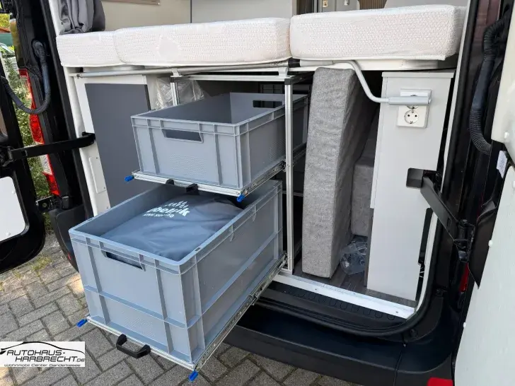 Fahrzeugbild Ahorn Camp Van 550-Allwetter-Solar-Radtr.-Küche #34