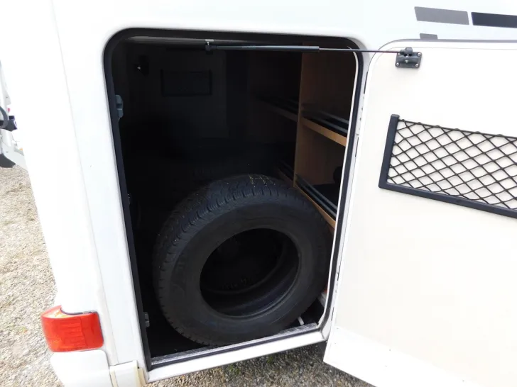 Fahrzeugbild Hymer Exsis-t 414 Fahrradlift, Radio+Kamera, GFK-Dach #6