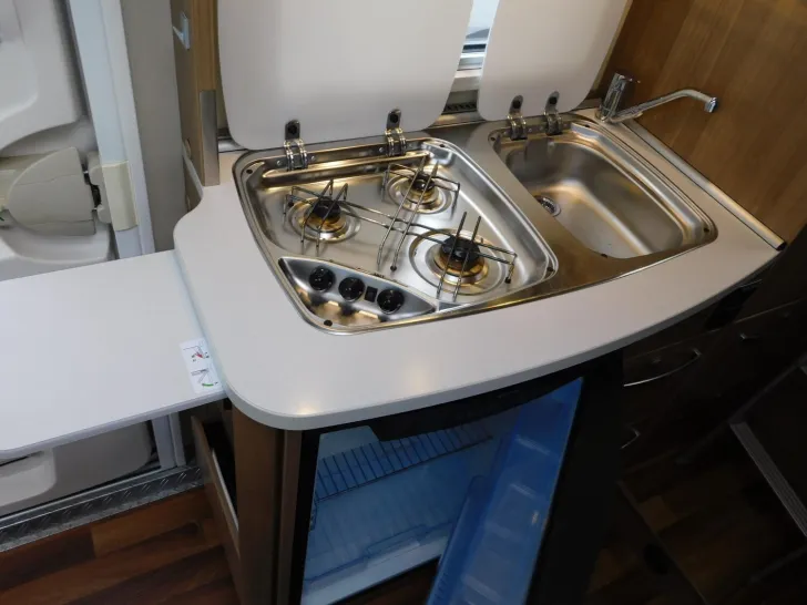 Fahrzeugbild Hymer Exsis-t 414 Fahrradlift, Radio+Kamera, GFK-Dach #18