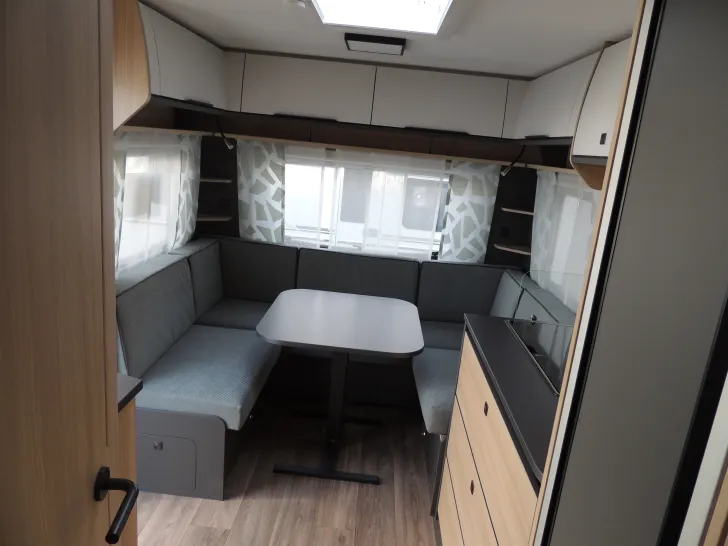 Fahrzeugbild Fendt Apero 515 SG "Modell 2027" #7