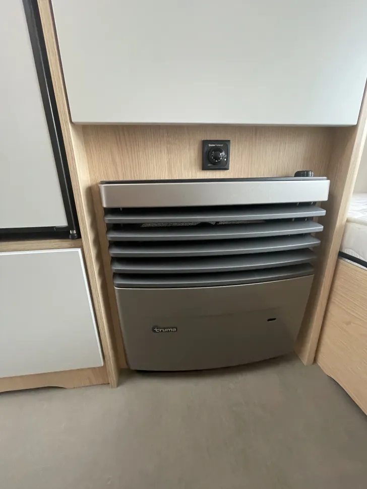 Fahrzeugbild LMC Style 490 K #19