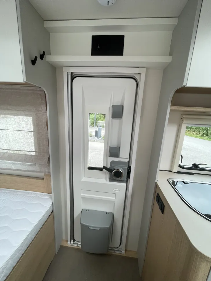 Fahrzeugbild LMC Style 490 K #24