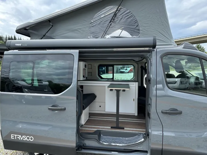 Fahrzeugbild Etrusco UC 5.0 XR Complete Selection | Navi | Playa Copa #8