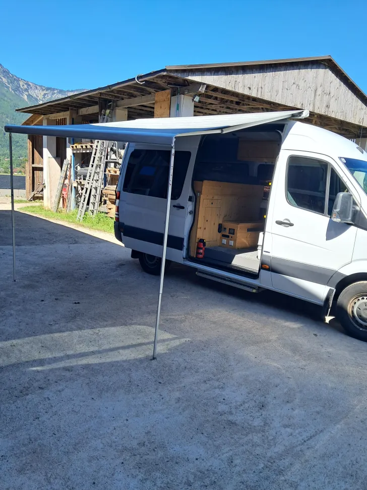 Fahrzeugbild Mercedes-Benz Sprinter Service gepflegt, Unterbodensc #5