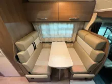 Fahrzeugbild Chausson Flash C626/ETTAGENBETTEN/6 Schlafplätze / TOP #8