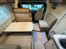 Fahrzeugbild Chausson Flash C626/ETTAGENBETTEN/6 Schlafplätze / TOP #9