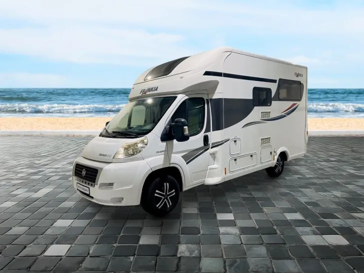 Fahrzeugbild Frankia Exclusiv 640/Rundsitzgruppe/Heckgarage #2