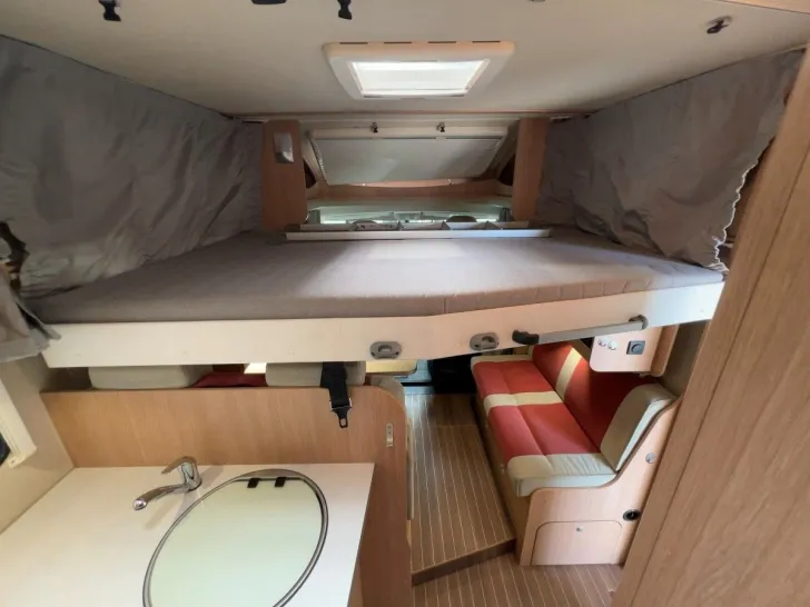 Fahrzeugbild Orangecamp T 743/Einzelbetten+Hubbett/Markise #13