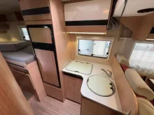 Fahrzeugbild Orangecamp T 743/Einzelbetten+Hubbett/Markise #14
