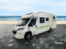 Fahrzeugbild Forster T 738 EB / Einzelbetten + Hubbett/Solar #2