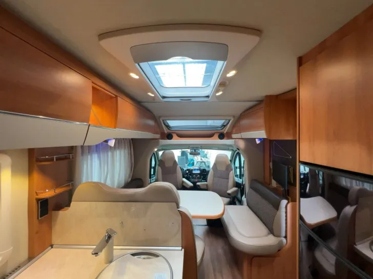Fahrzeugbild Hymer T 698 CL/1.Hand/Queensbett/Garage/Klima/Solar #10