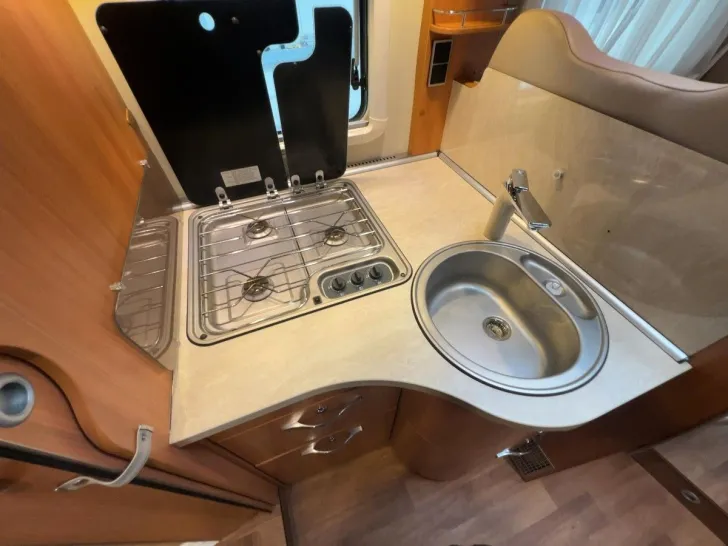 Fahrzeugbild Hymer T 698 CL/1.Hand/Queensbett/Garage/Klima/Solar #13