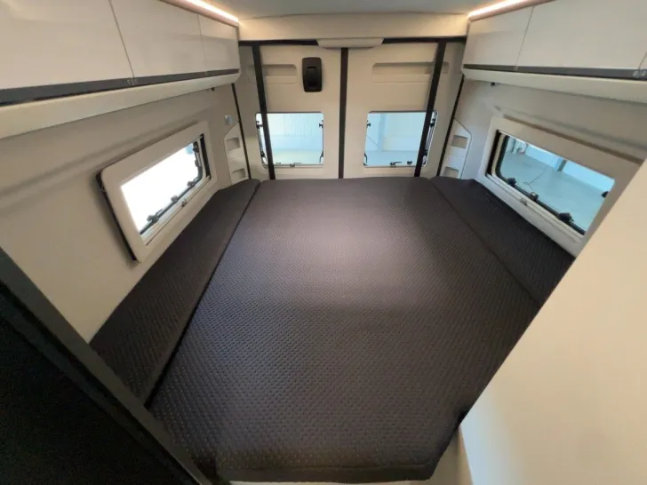Fahrzeugbild Adria Twin 640SGX Supreme/1.Hand/Festbett/Klima/180 PS #14