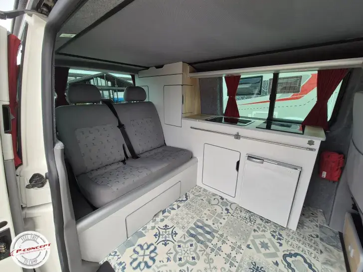 Fahrzeugbild VW Multivan Ausstelldach Caravelle *TOP Camper Ausbau* #6