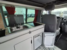 Fahrzeugbild VW Multivan Ausstelldach Caravelle *TOP Camper Ausbau* #9