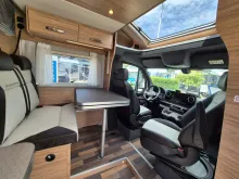 Fahrzeugbild Weinsberg CaraCompact Suite 640 MEG MB EDITION [PEPPER] #8