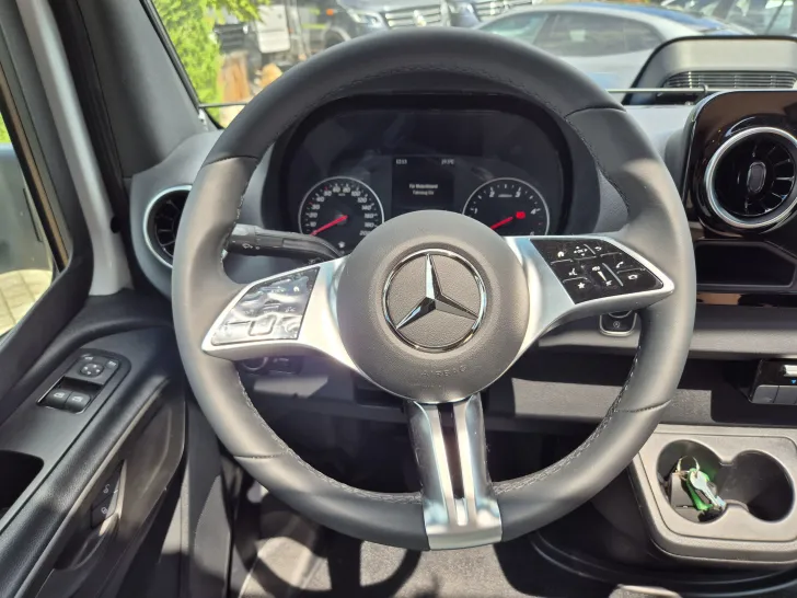 Fahrzeugbild Weinsberg CaraCompact Suite 640 MEG MB EDITION [PEPPER] #11