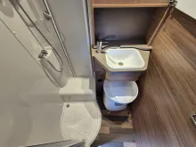 Fahrzeugbild Weinsberg CaraCompact Suite 640 MEG MB EDITION [PEPPER] #26