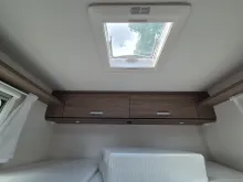 Fahrzeugbild Carado V347 *Holzrost*90L-Tank*2. Außenstauraumkla.* #32