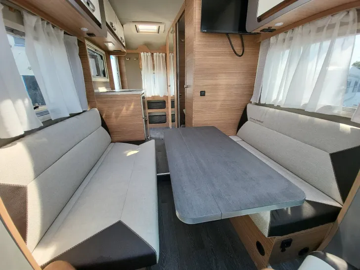 Sitzgruppe Weinsberg X-CURSION VAN 500 LT EDITION [PEPPER]