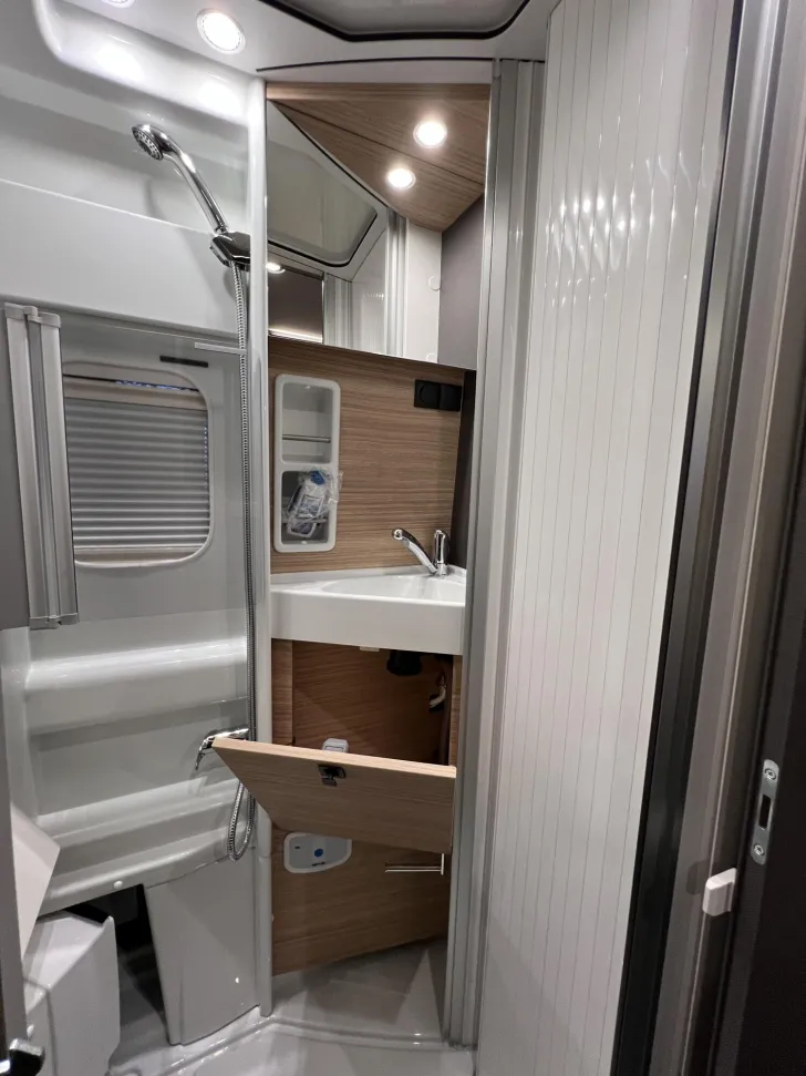 Fahrzeugbild Malibu Van charming coupé 640 LE K Strategic Buy (764) #34