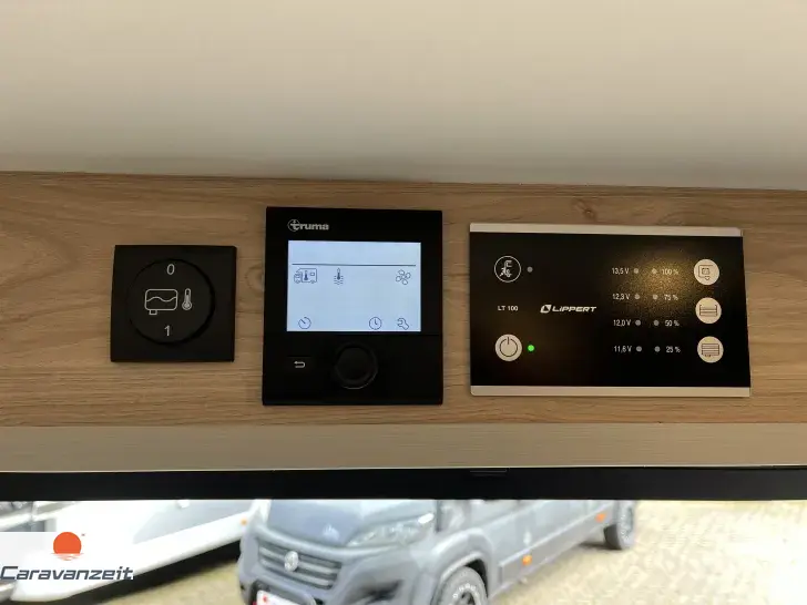 Fahrzeugbild Dethleffs Globetrail 640 HR mit Hubbett 140PS Automatik* #13