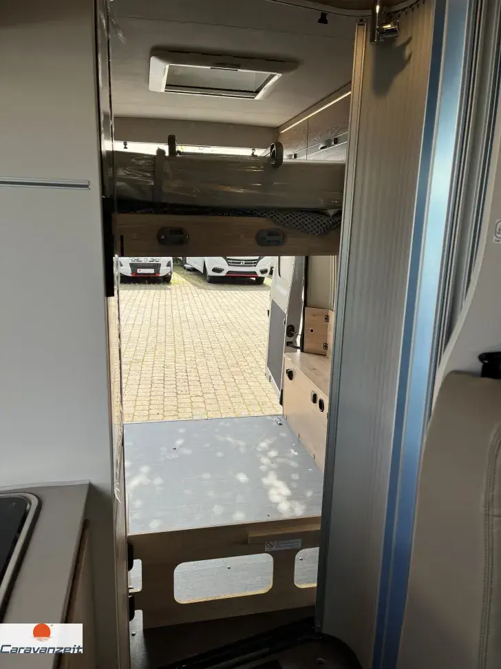 Fahrzeugbild Dethleffs Globetrail 640 HR mit Hubbett 140PS Automatik* #24