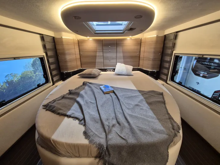 Fahrzeugbild Concorde Liner 1090 GIO Silver | BAR | 920 Ah Lith. #36